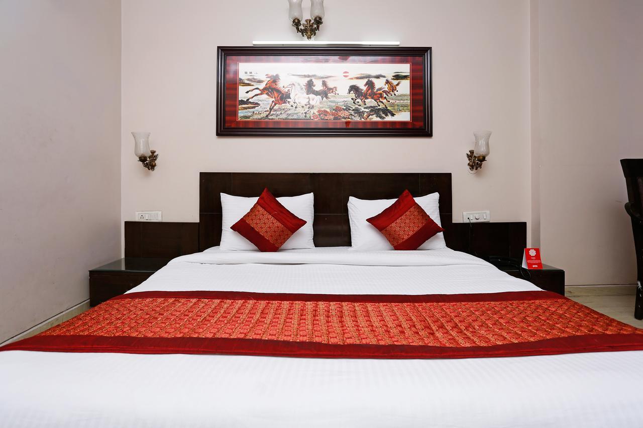 Oyo 5401 Hotel Mid Town Neu-Delhi Exterior foto